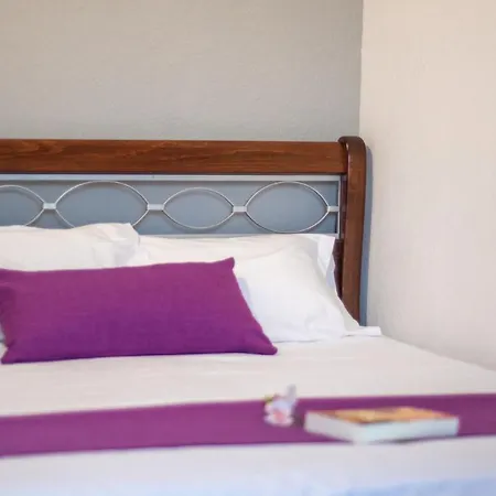 Vagelis Aparthotel