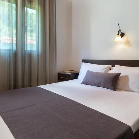 Aparthotel Vagelis *