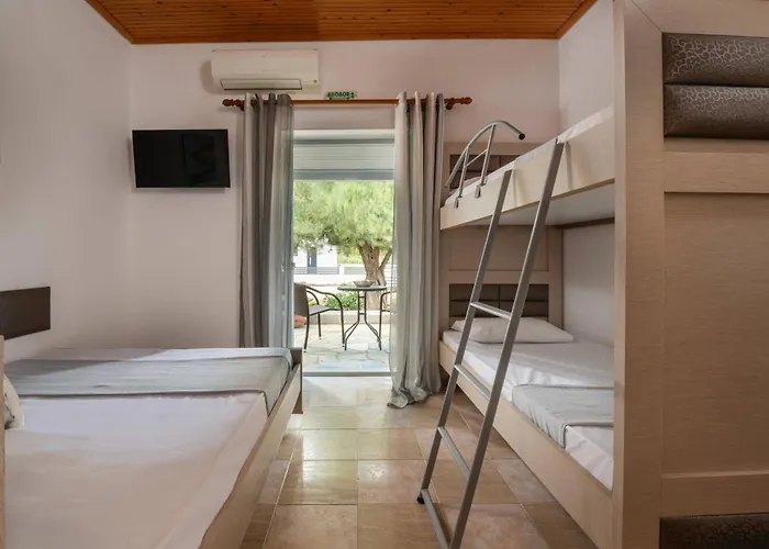 Vagelis Apartahotel Kalamítsion