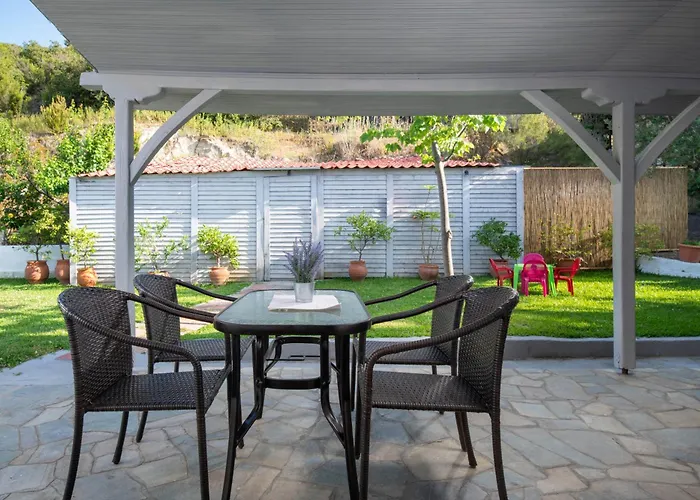 Vagelis Apartahotel Kalamítsion