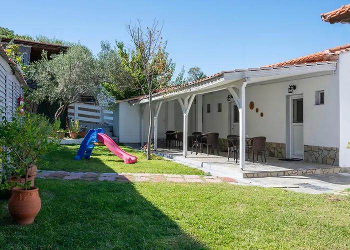 Vagelis Apartahotel Kalamítsion