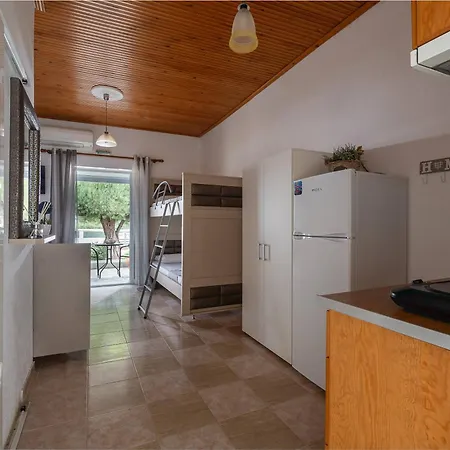 Aparthotel Vagelis Kalamítsion